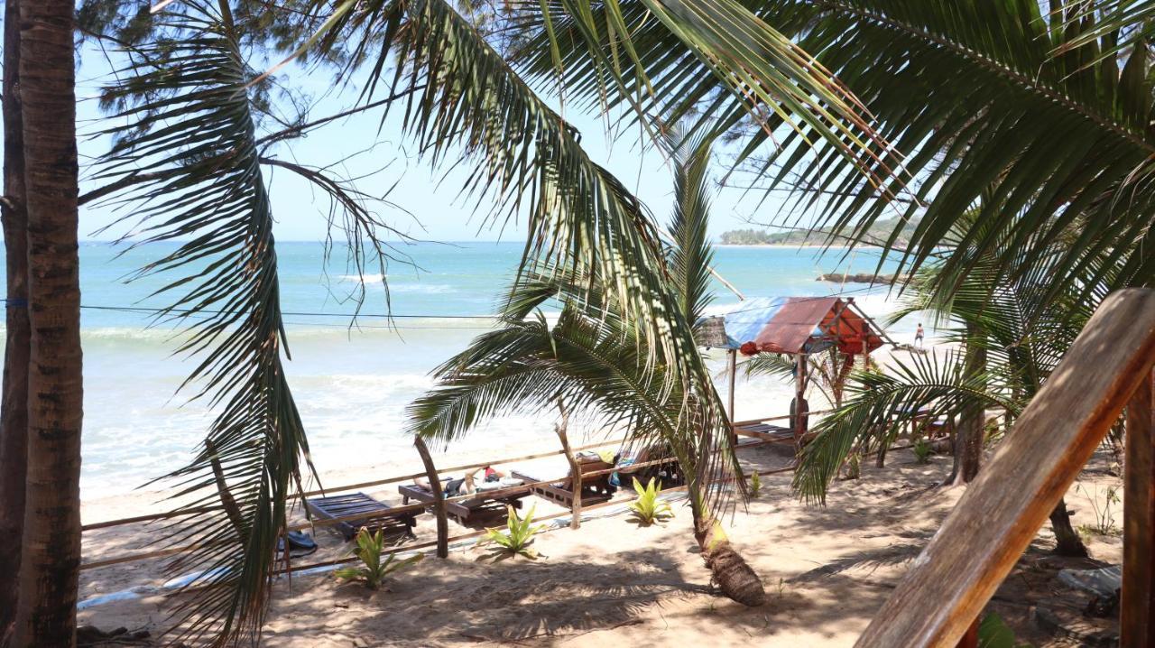 Watermusic Arugam Bay Hotel Bagian luar foto